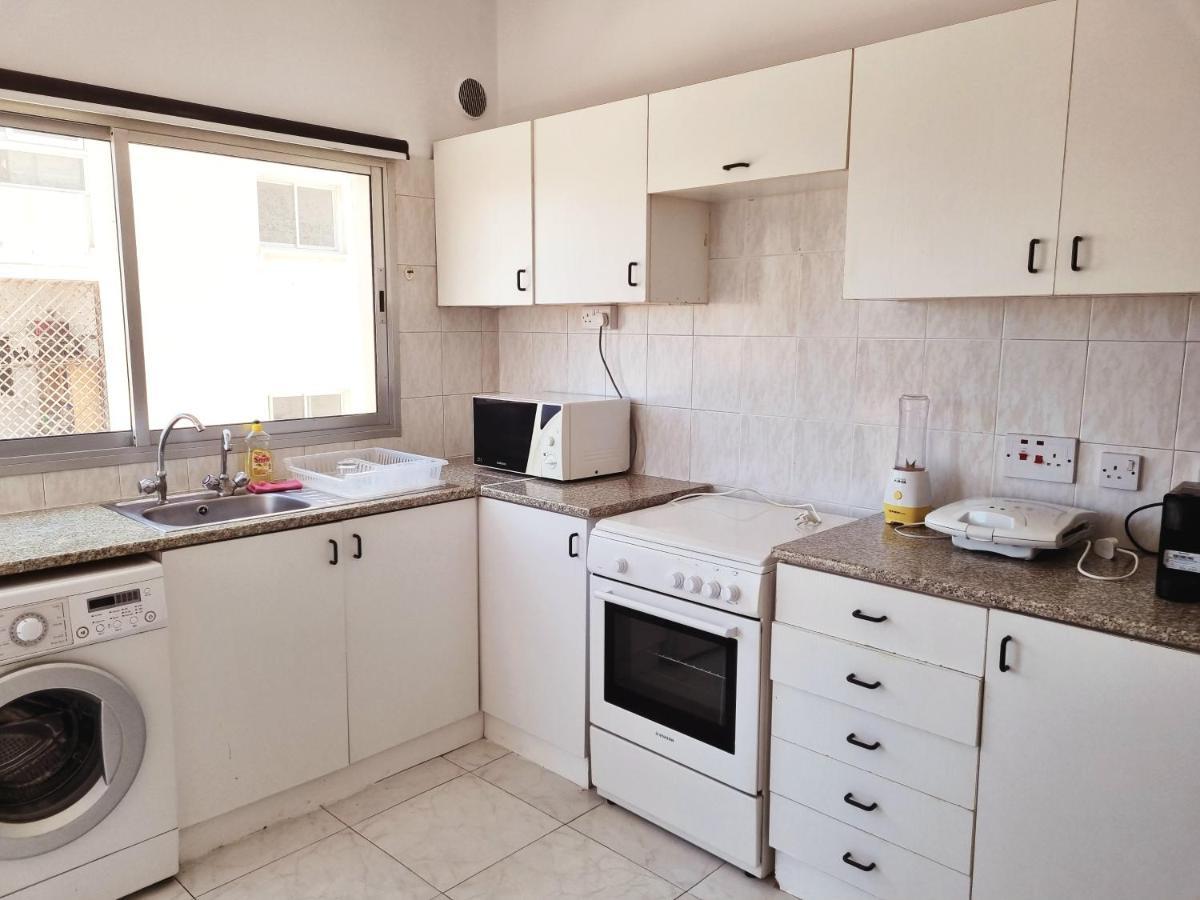 Ikaros Boutique Apartment Lemesos Exteriér fotografie